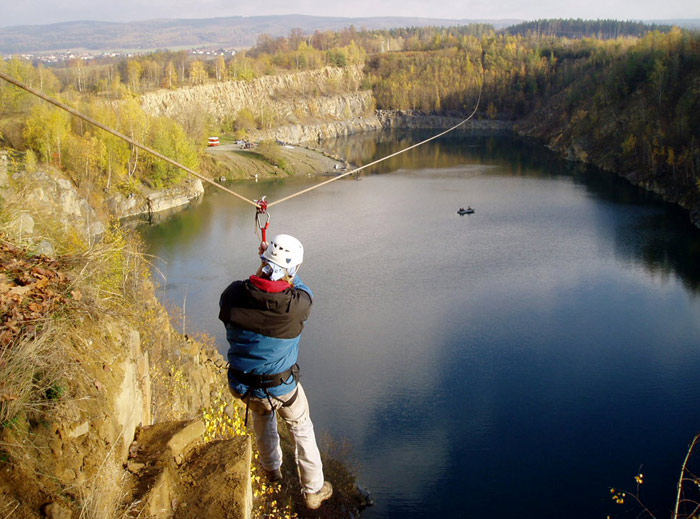 08010.jpg -   700x519x24b (105 KB)