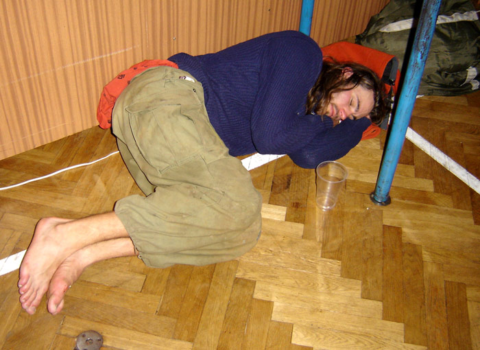 11016.jpg -    700x510x24b (99 KB)