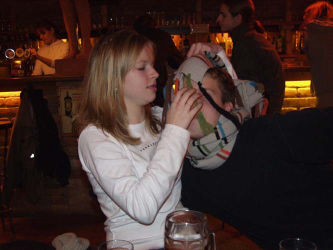 PC208041.jpg - 666 X 500 - 31 KB