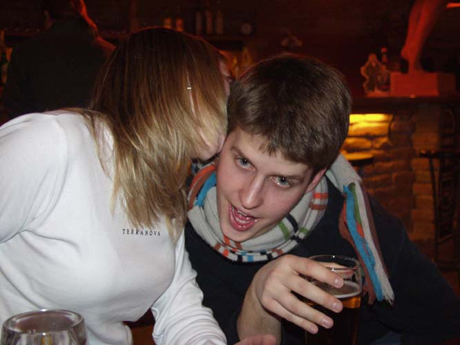 PC208060.jpg - 666 X 500 - 32 KB