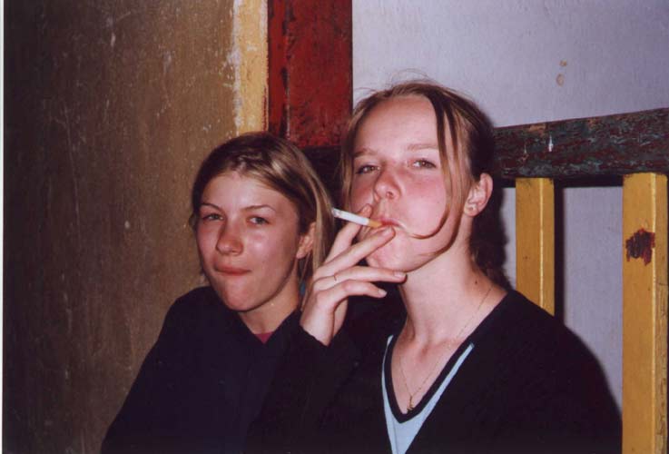 16.jpg - 737 X 500 - 31 KB